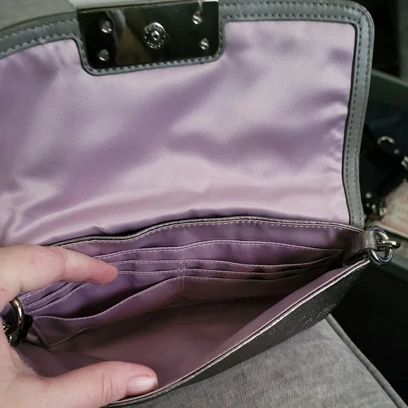 Coach wristlet (nwot) - Picture 3 of 4
